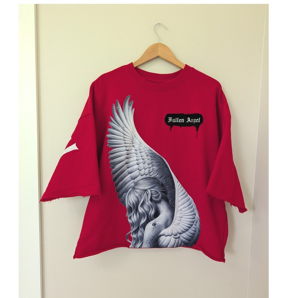 Roku Studio Fallen Angel Red Short Sleeve Sweatshirt‎ Rhinestone Graphic Large